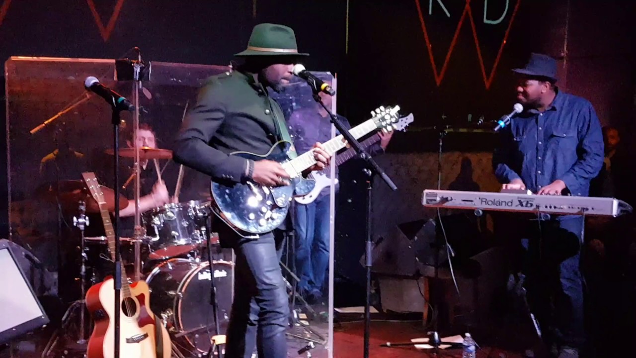 Kevin Davy White - Voodoo Child (Jimi Hendrix Cover) - Bizz'art Bar 18/01/2017
