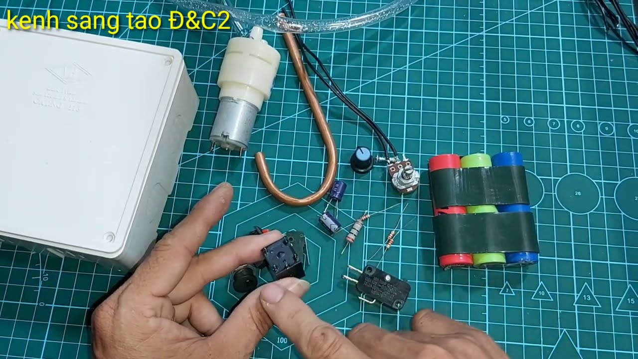 Chế máy rót rượu cực dể phần 1