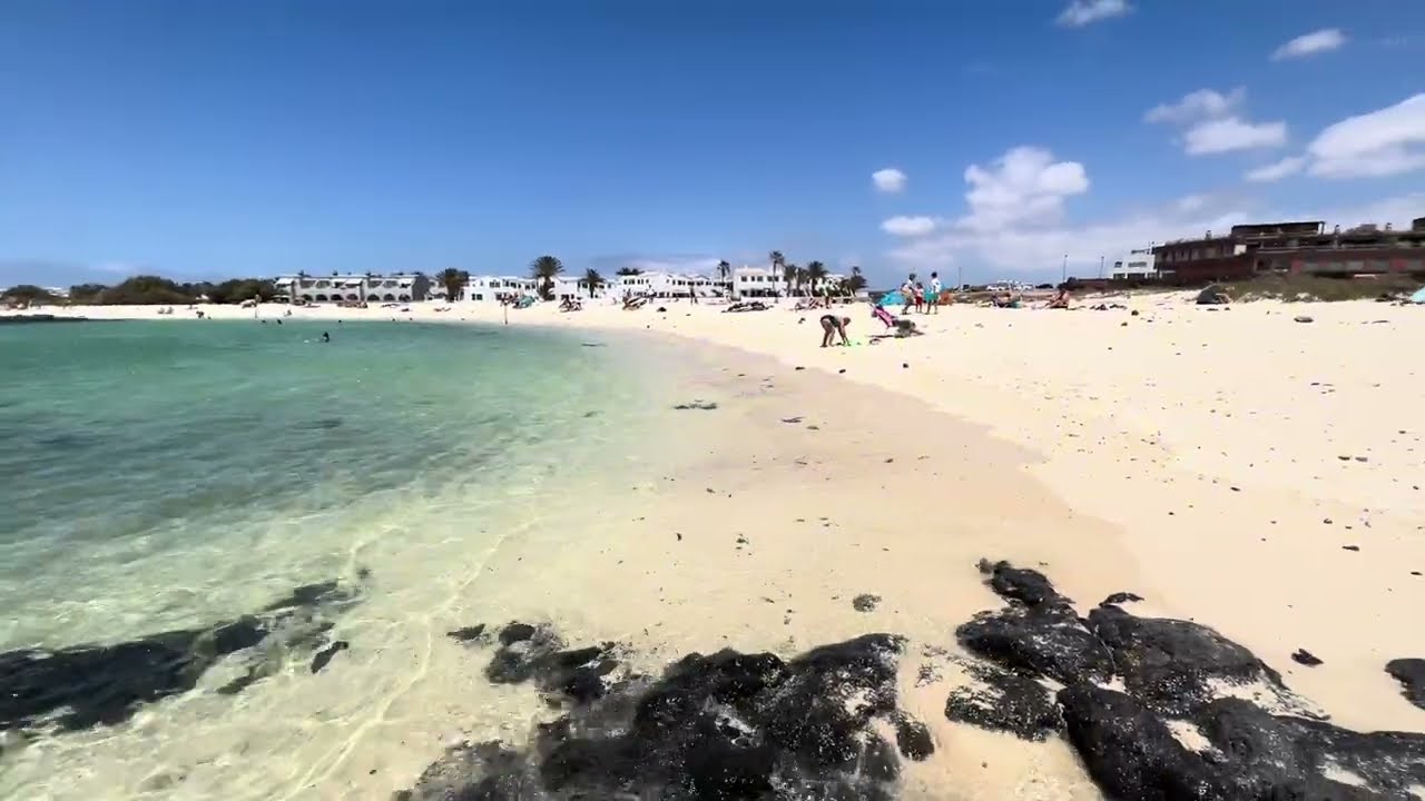 Playa de Los Lagos en El Cotillo Fuerteventura