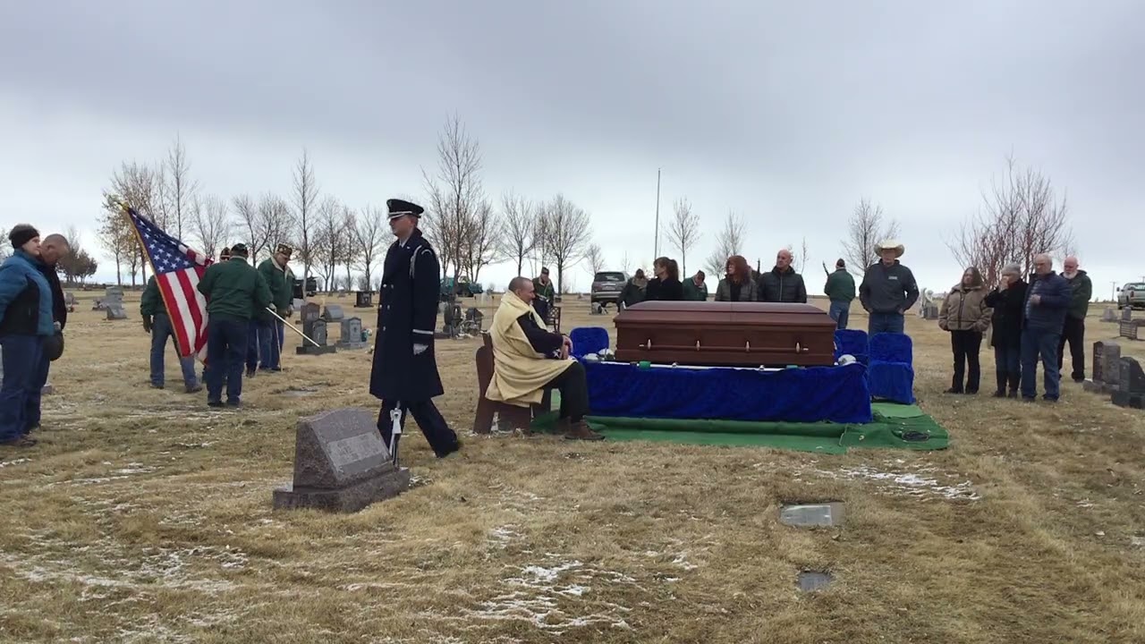 Amos Erickson Graveside Service in Highland Cemetery, Glasgow, Montana