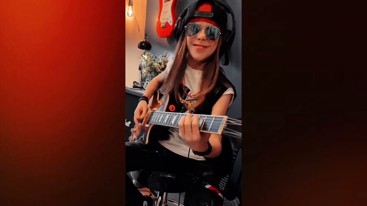 GUNS N&rsquo; ROSES Welcome to the Jungle COVER / 12 year old OLLY PEARSON - Gibson LP