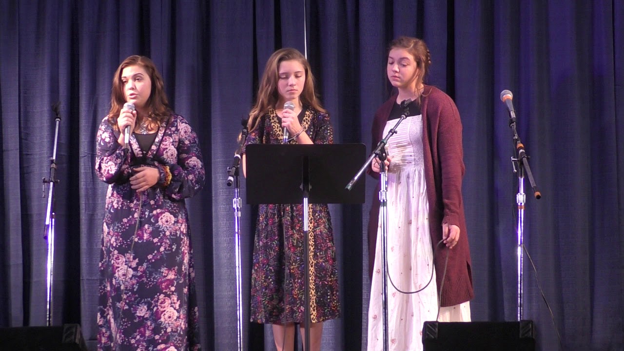 Harmony in the Desert 2019 - Anna & Rachel Tyler with Emma Branham - Gentle Healer