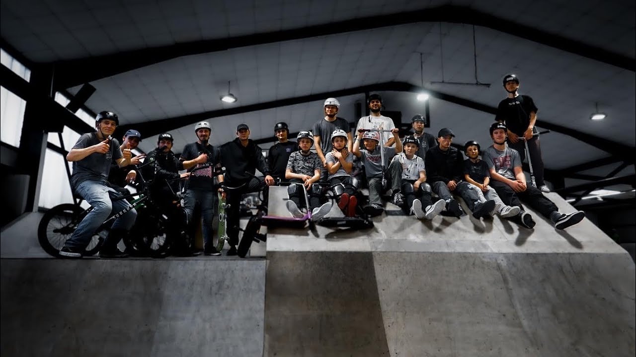 AuAurich | HombruchLocal (Skatehalle Aurich GERMANY)