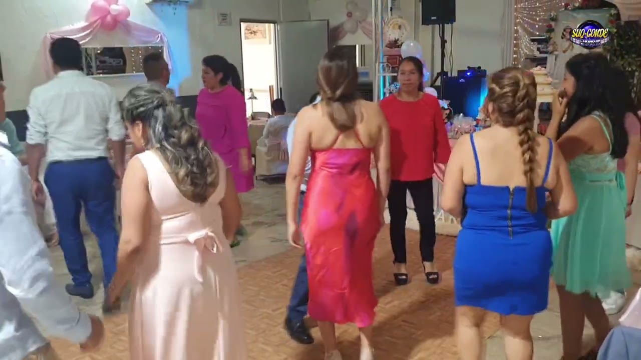 COMUNION ELLA Y BAUTIZO MARÍA 280522