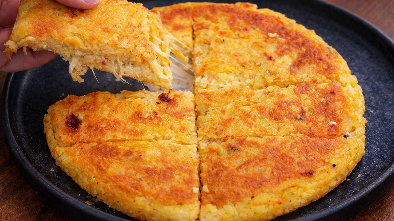 Если у вас дома есть картофель с яйцами! Попробуйте этот простой и вкусный завтрак! Простые рецеп...