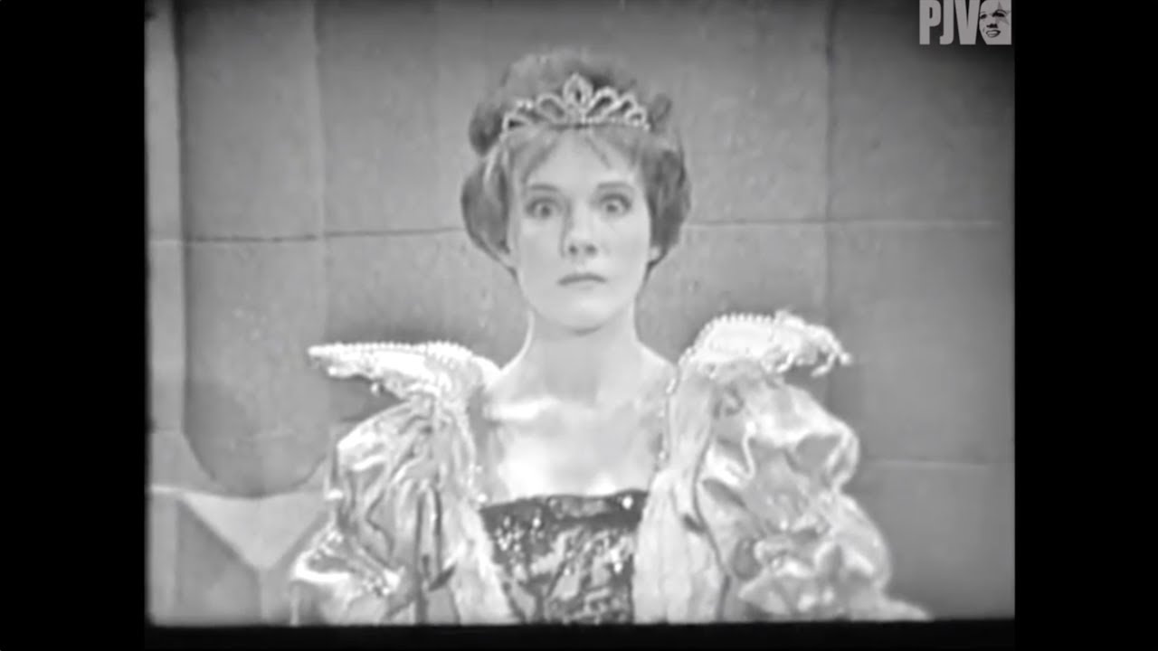 Julie Andrews and Carol Burnett in 