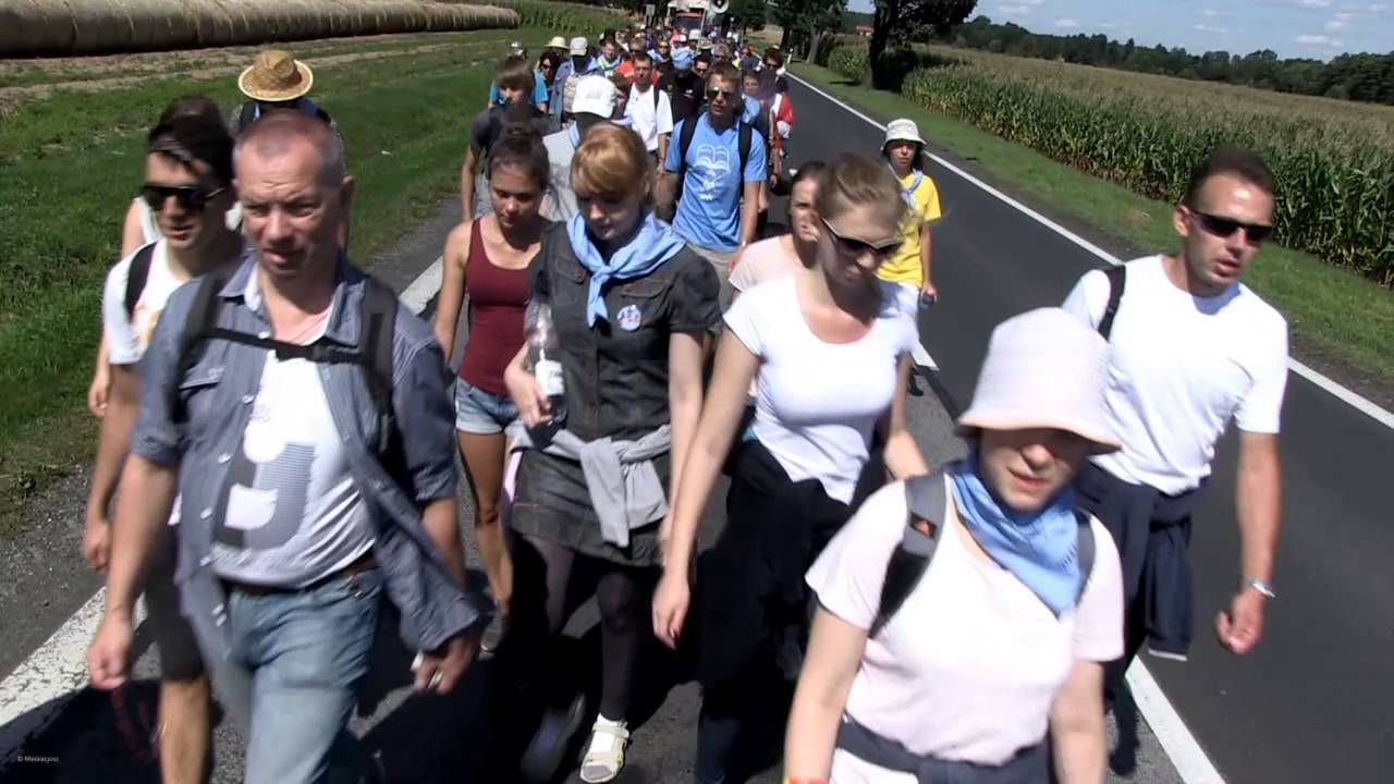 546. Piesza Pielgrzymka Pabianicka na Jasną Górę - przed Drużbicami