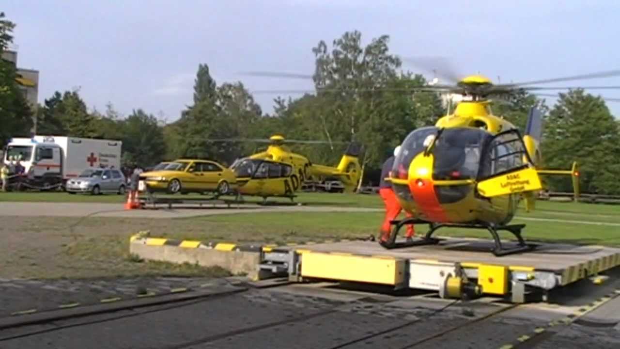 Christoph 30 und D-HHIT - Start am Tag der offenen Tür - Rettungshubschrauber Wolfenbüttel
