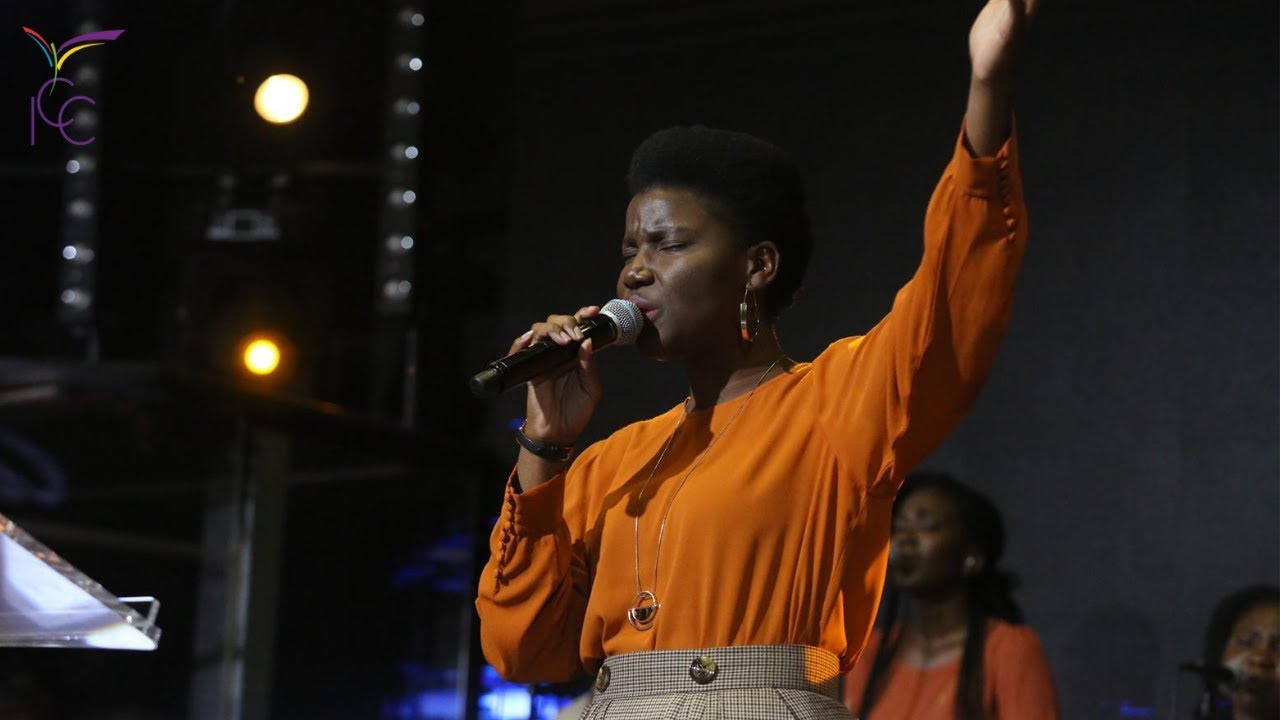 JÉSUS NOUS TE COURONNONS / J'AI TANT BESOIN DE TOI I Impact Gospel Choir - Marianne Assogbavi