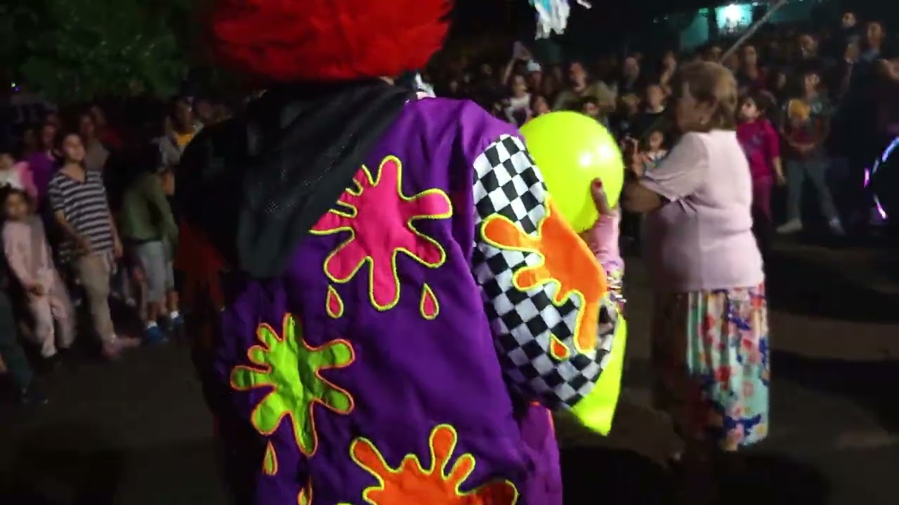 Mama lucha represento niño dios.