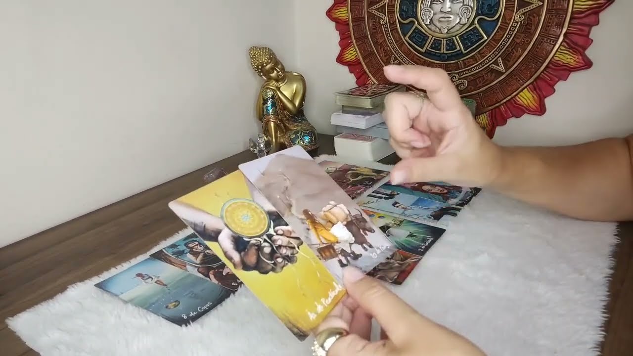 O que está SENTINDO e PENSANDO? TAROT revela tudo 🔮❤️🕵️‍♂️
