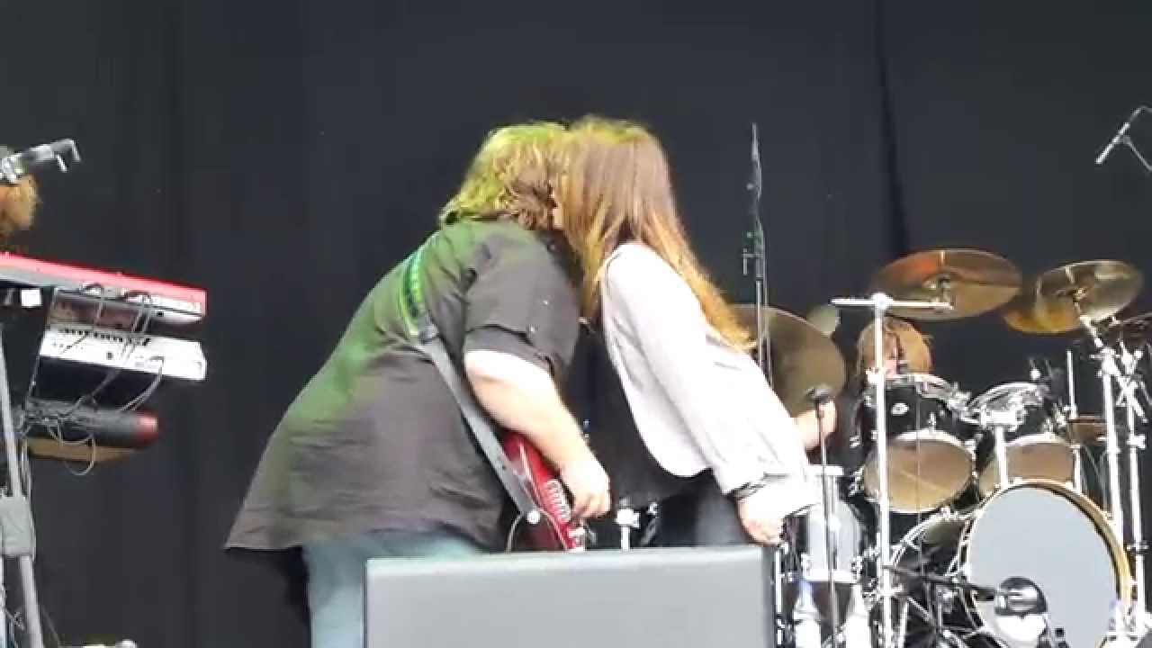 ROBIN BECK - Hide Your Heart + First Time [Sweden Rock Festival 2014]