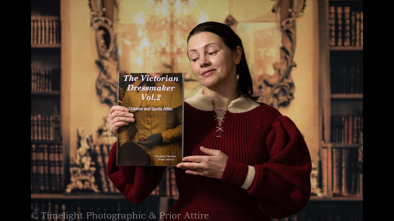 The Victorian Dressmaker vol.2