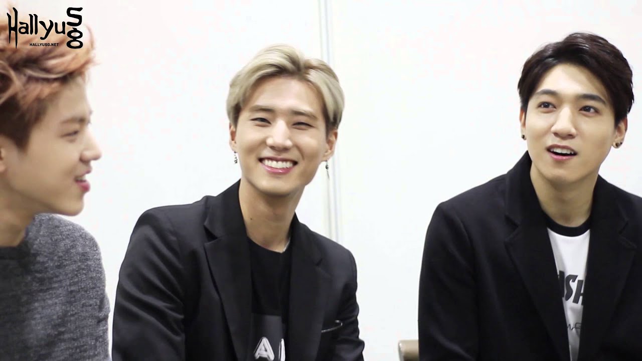 [INTERVIEW] Backstage with DAY6 in Singapore!