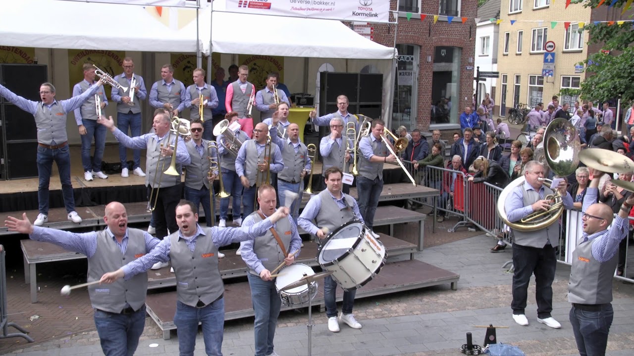Gerry & the Pacemakers- You'll Never Walk Alone- Feestbende 24e Dweilorkestendag Groenlo 30 mei 2019