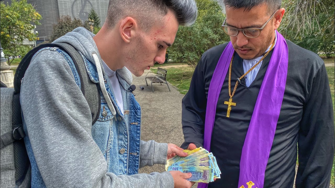 PREOTUL S-A LUAT DE MINE - FARSE &Icirc;N PUBLIC