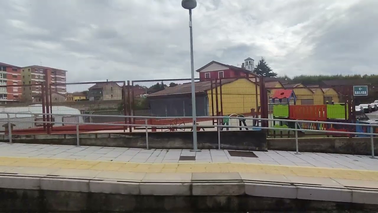 Viaje en Renfe feve 3529 desde Avilés hasta Candás 