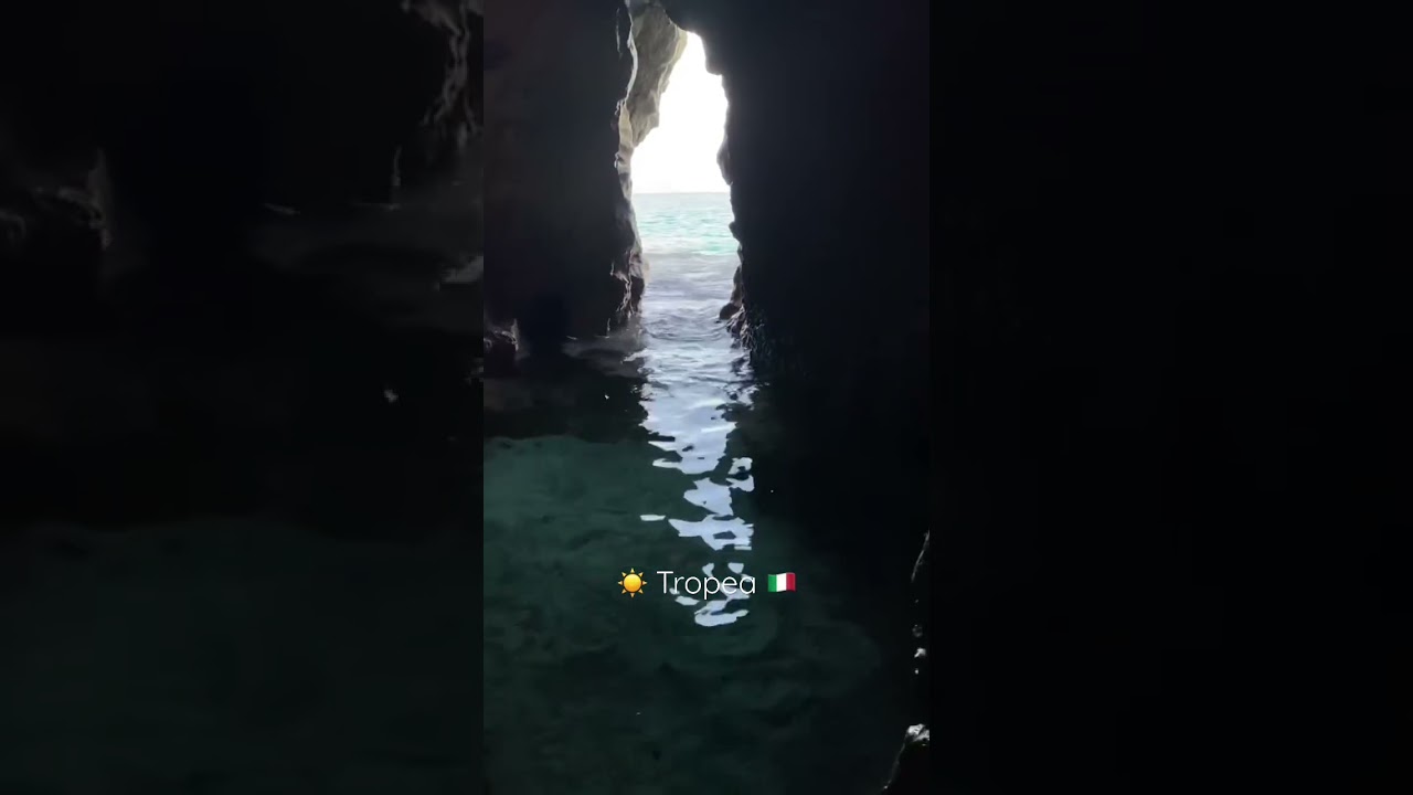 ☀️ Beautiful Tropea Calabria Italy #shorts #tropea #Italy