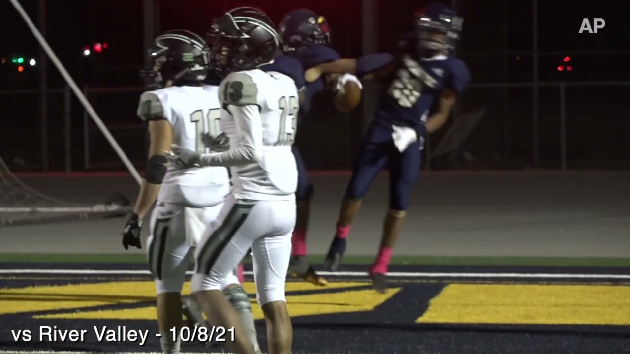 Varsity Football 2021/22 Video Highlights by Azaria Purdy