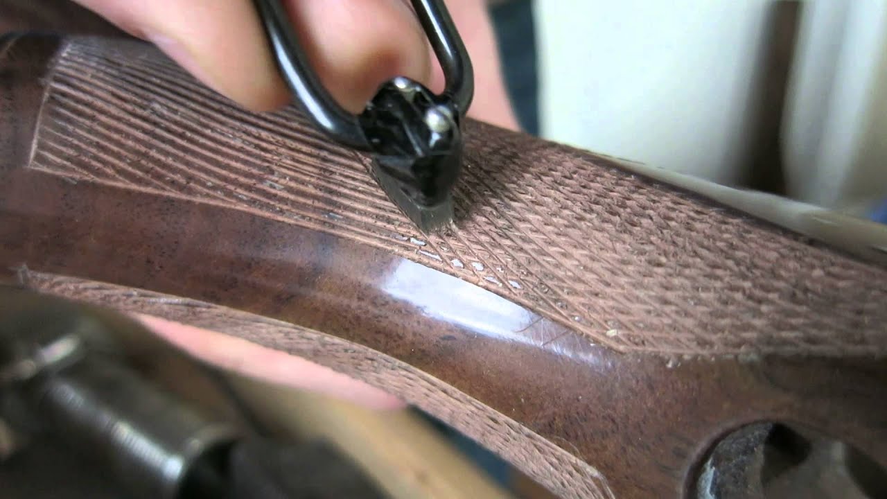 Checkering: Laying out lines
