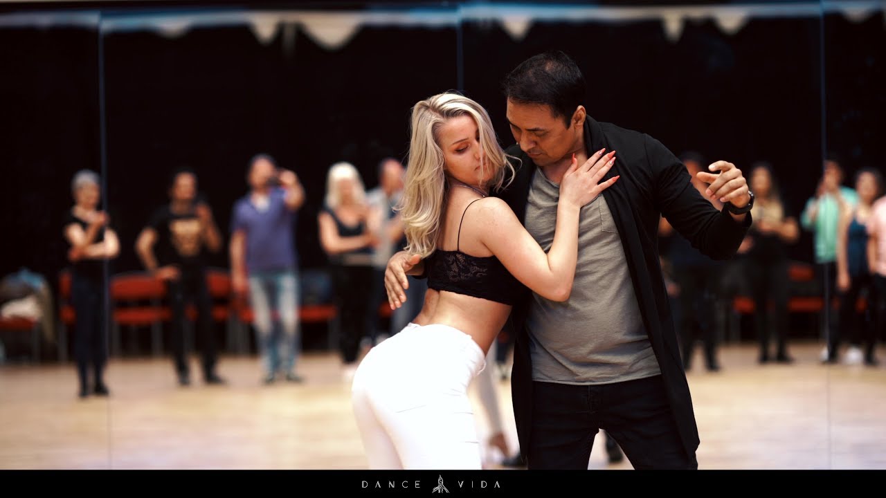 Love bachata like we do | Fabian and Livia Bachata Sensual | Dance Vida