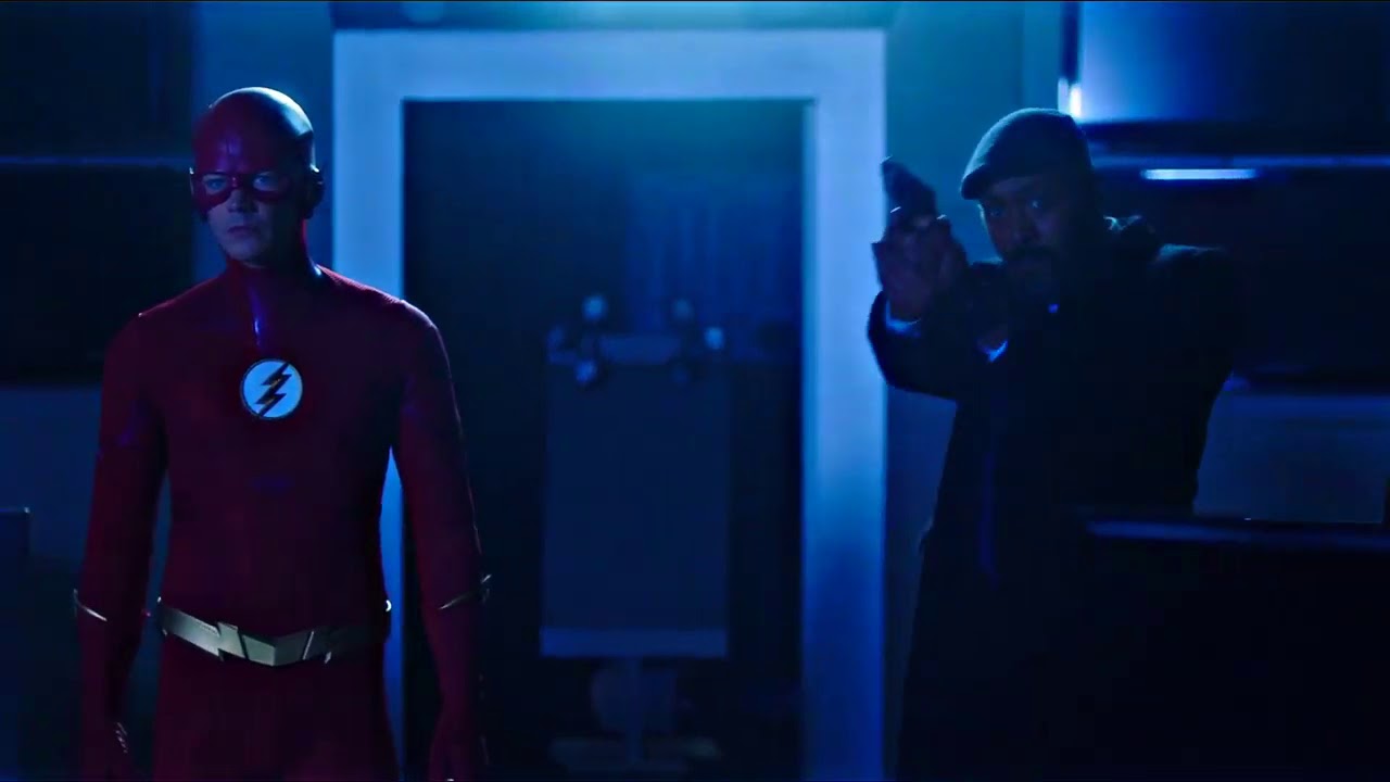The Flash 5x16 Team Flash vs Future Grace Fight Scene