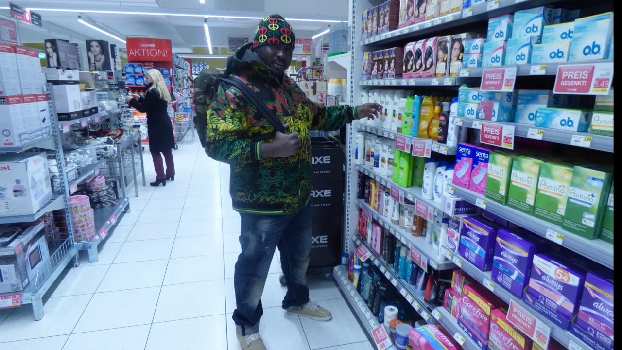 Billy Billy- De Wassakara à Paris