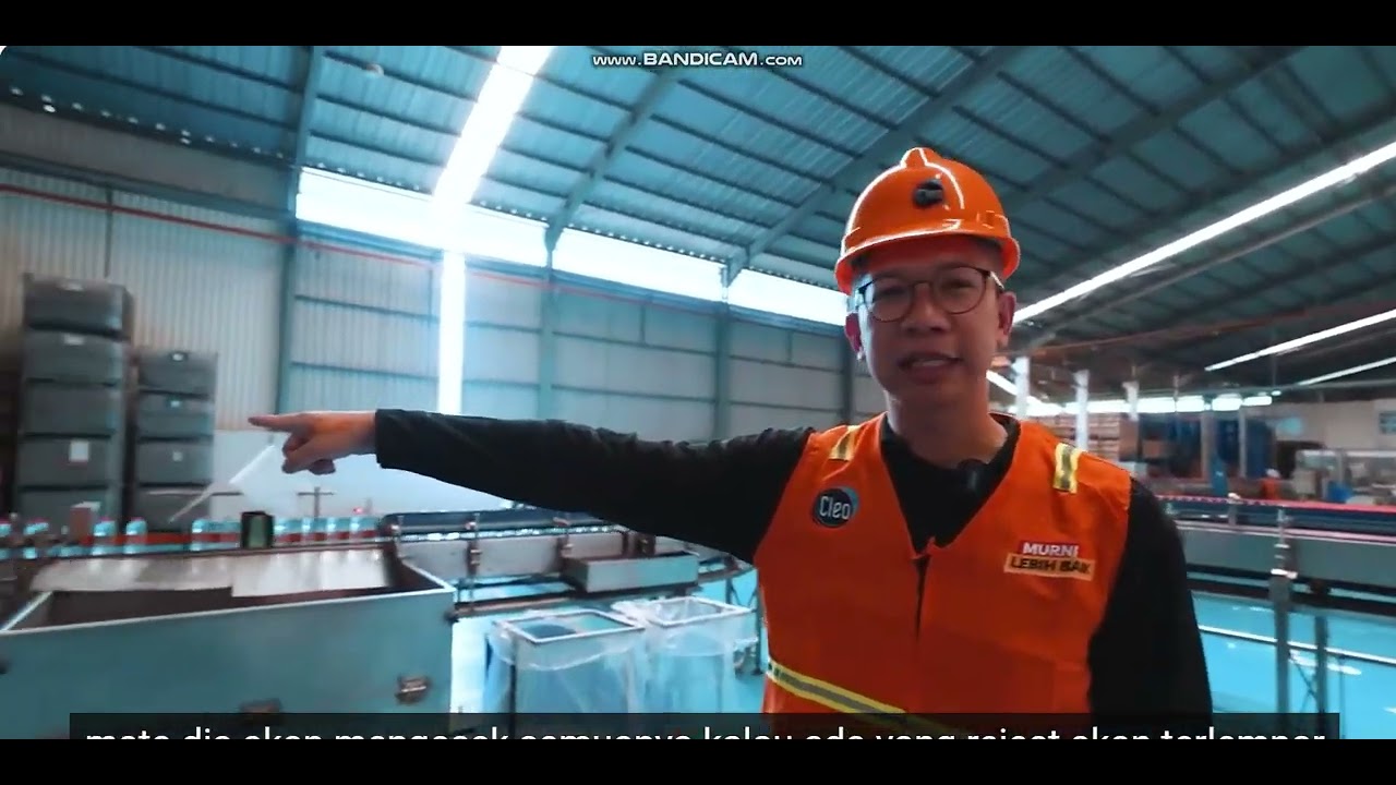 Kunjungan ke Pabrik Air Minum Cleo