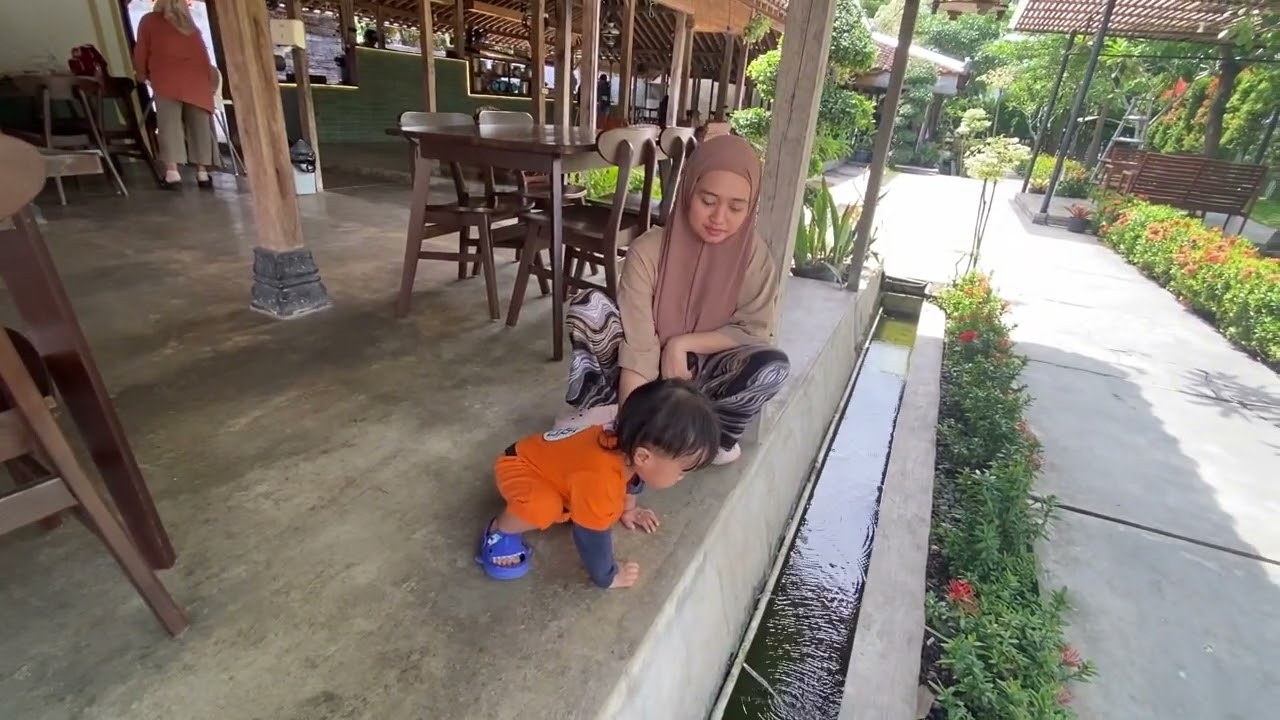 SARAPAN DI SAMBELAN SALIRA SOLO