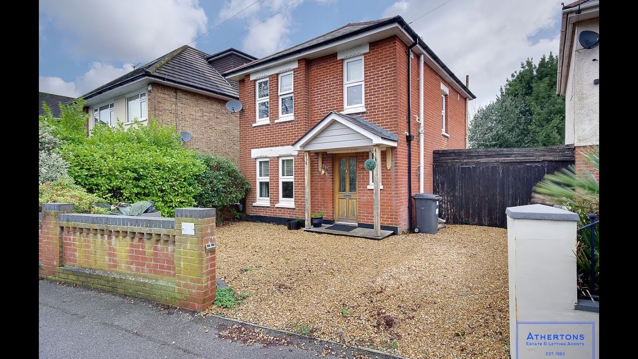 25 Vicarage Road, Winton, BH9