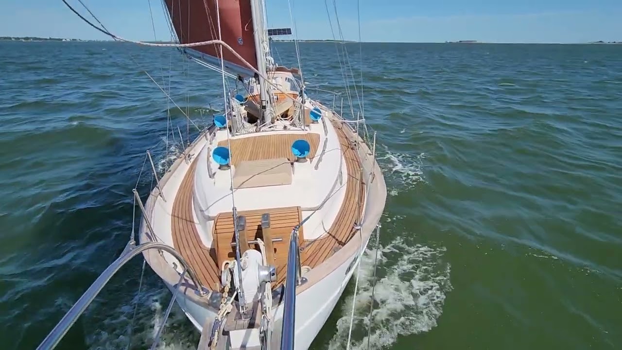 Daysailing on Charleston harbor