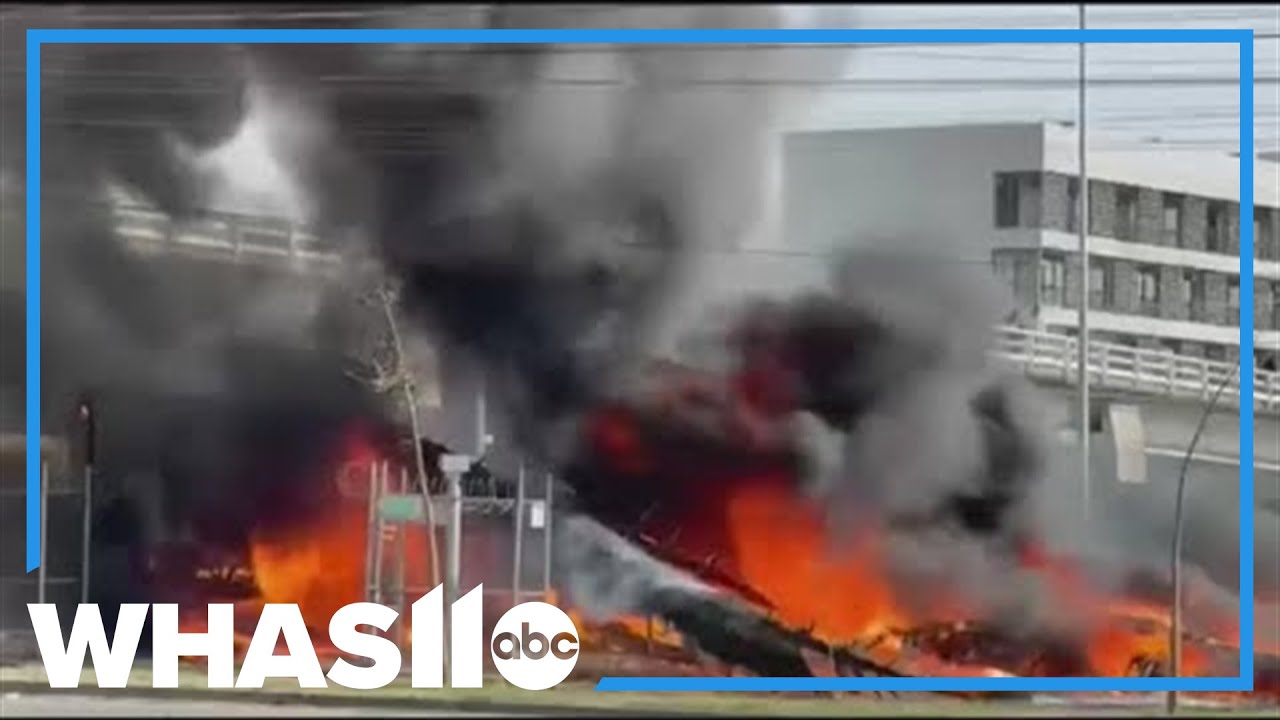 Cartel members unleash violence in Mexico after powerful drug lord killed