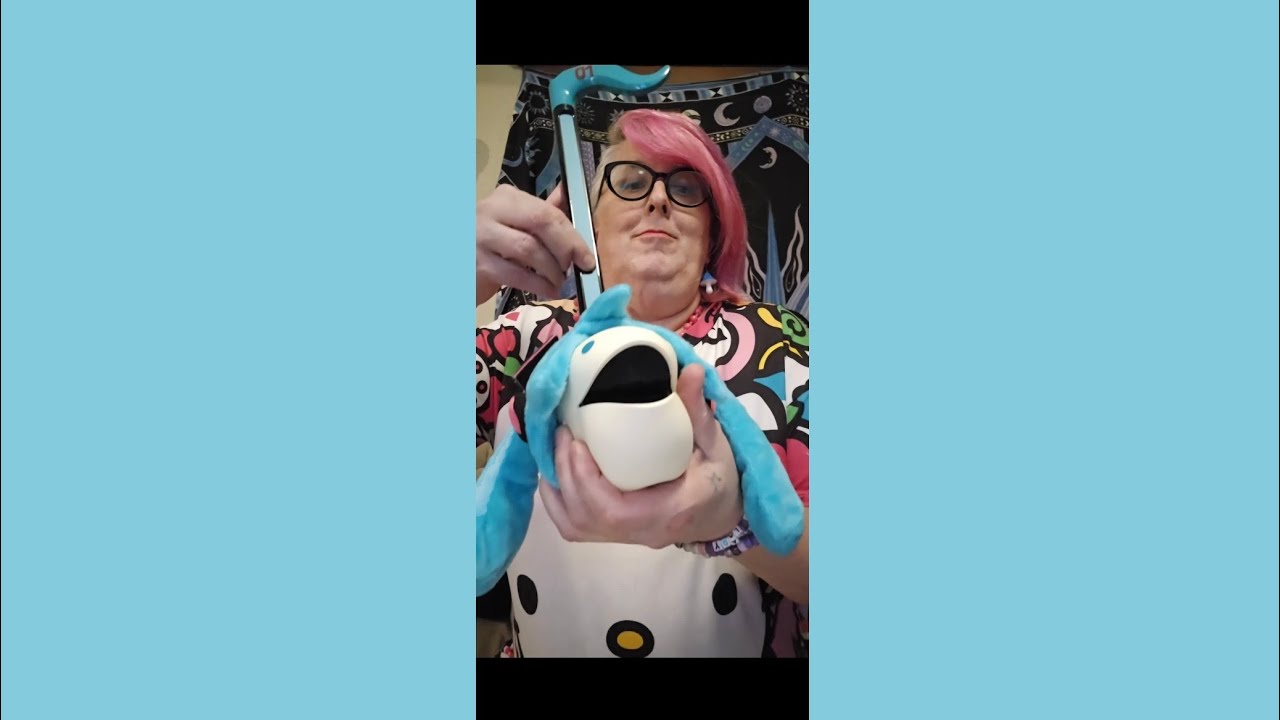Hatsune Miku Deluxe Otamatone unboxing (abridged)