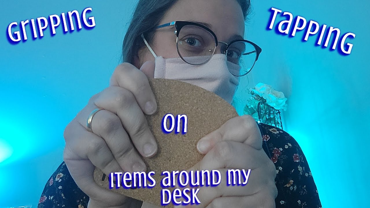 ASMR || Gripping & Tapping on items around my desk (Toaster Coaster, Soft & Hard cover books📚)