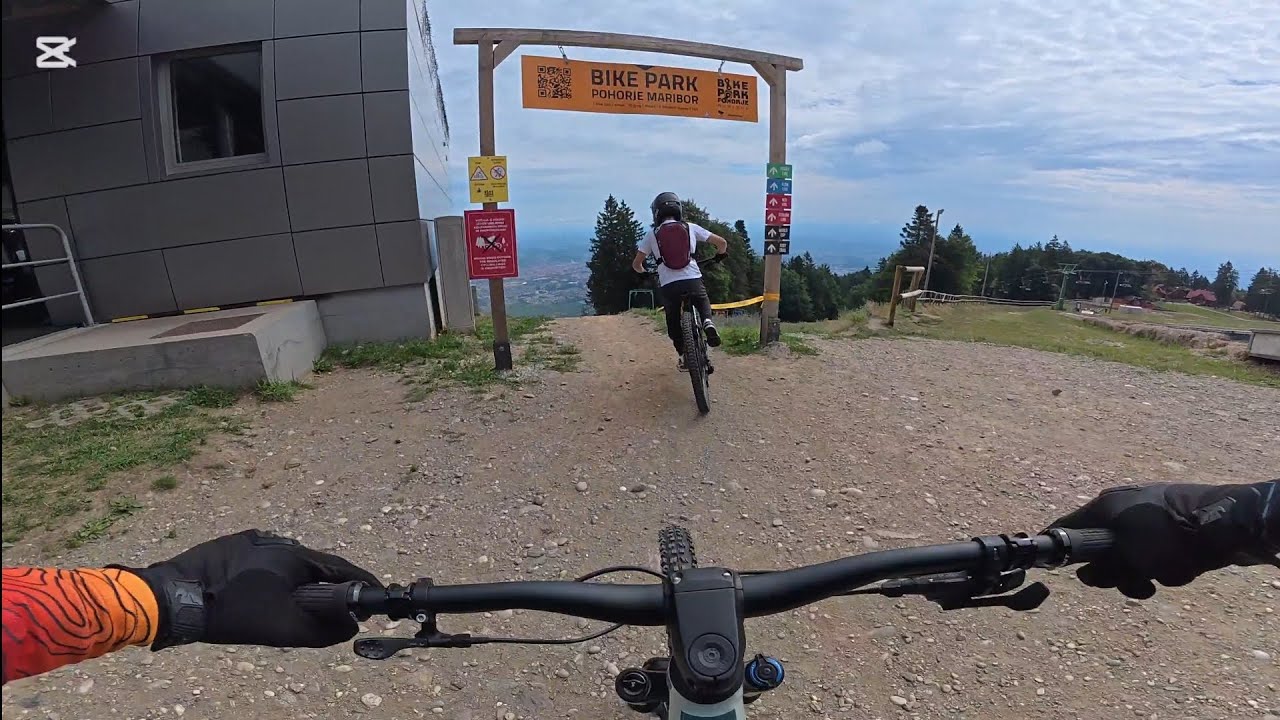 Flow line. Bikepark Pohorje Maribor. Laps with bro. First run of the day. (2. visit).