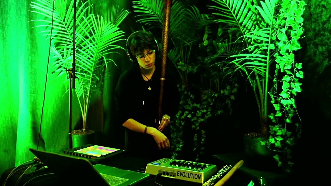 Acceleration Radio x Avril 14th -  ✹Eva Pekárová ✹Eli Muro ✹Plusol ✹Cloudlvl ✹Xiumei