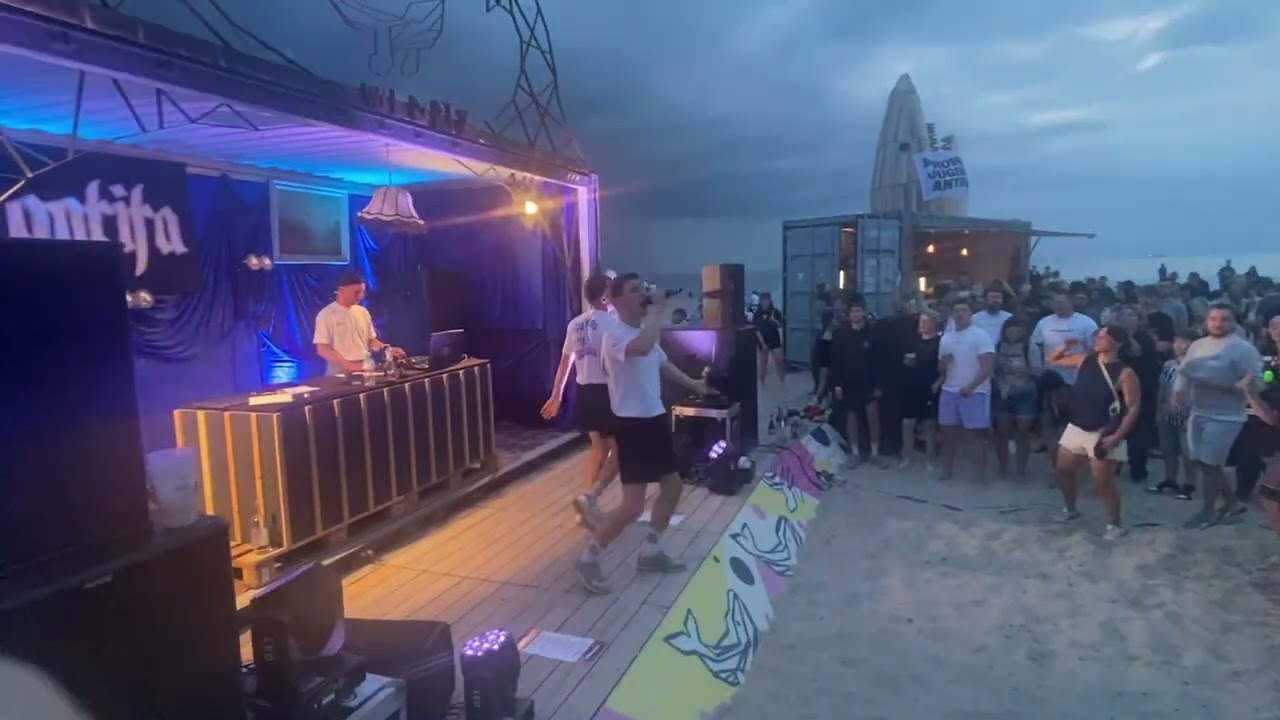 @HINTERLANDGANG - Ausgewaschenes T-Shirt (Live @Wal Strandbar in Warnemünde 03.08.2024)