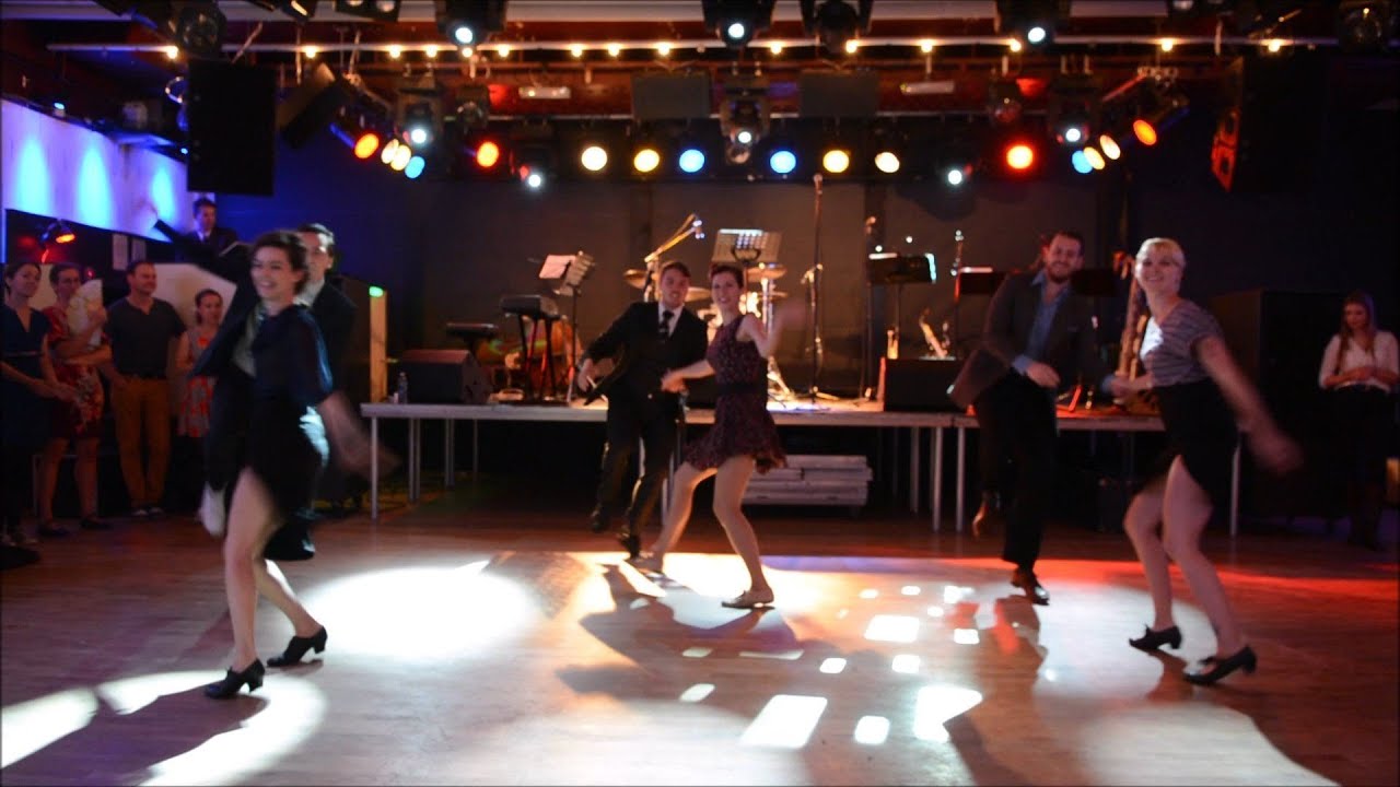 Workshop in Fast Swingouts & California Routine