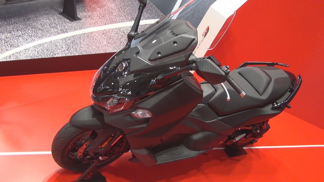 SYM Maxsym TL Black (2020) Exterior and Interior