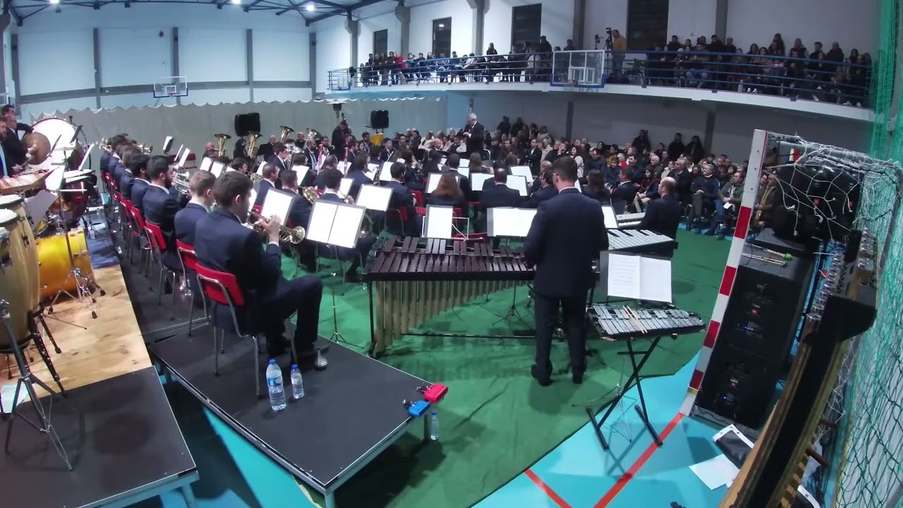 La Banda de la Fiesta - Banda Marcial de Tarouquela e Municipal de Cinfães