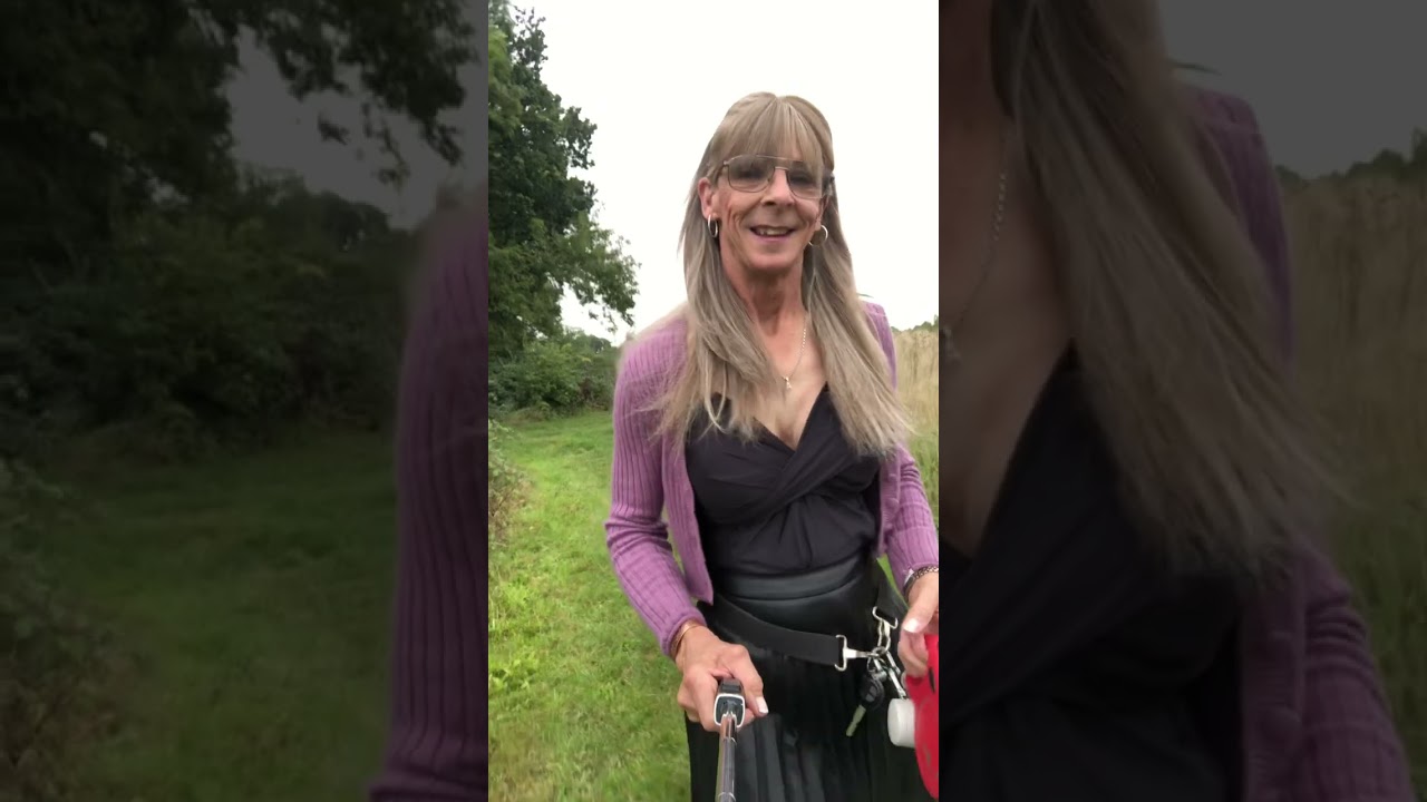 Crossdresser April Tell’s you all about her profession & Job Title 🌈💋🌈