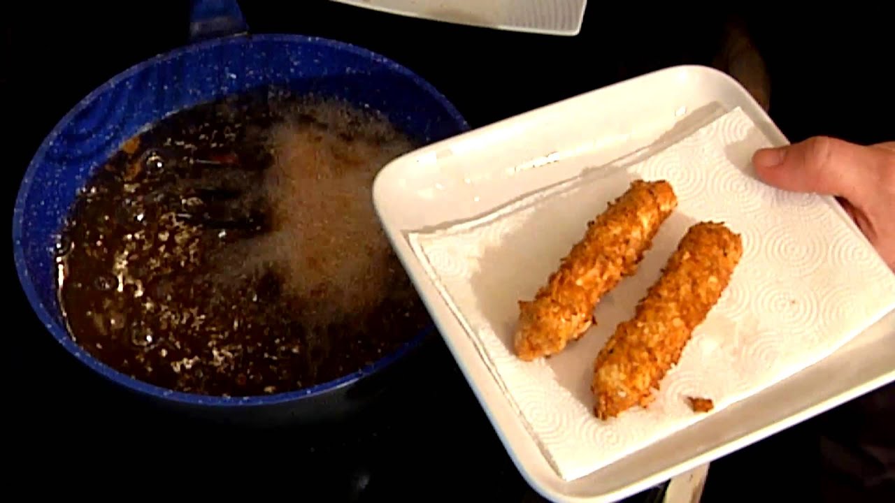 Mozzarella Cheese Sticks With Corn Flakes : Mozzarella Cheese Recipes