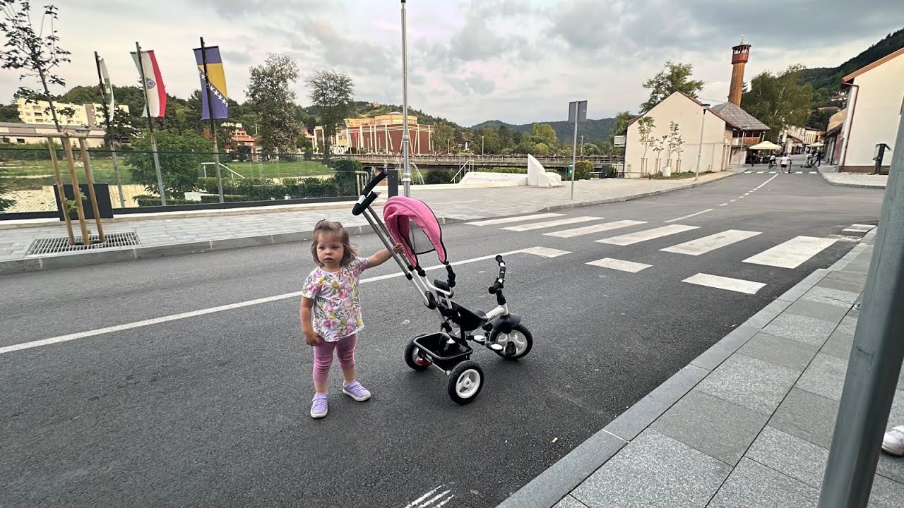 VISOKO: Jaje u mihrabu i &scaron;etnja renoviranom čar&scaron;ijom. 218/365