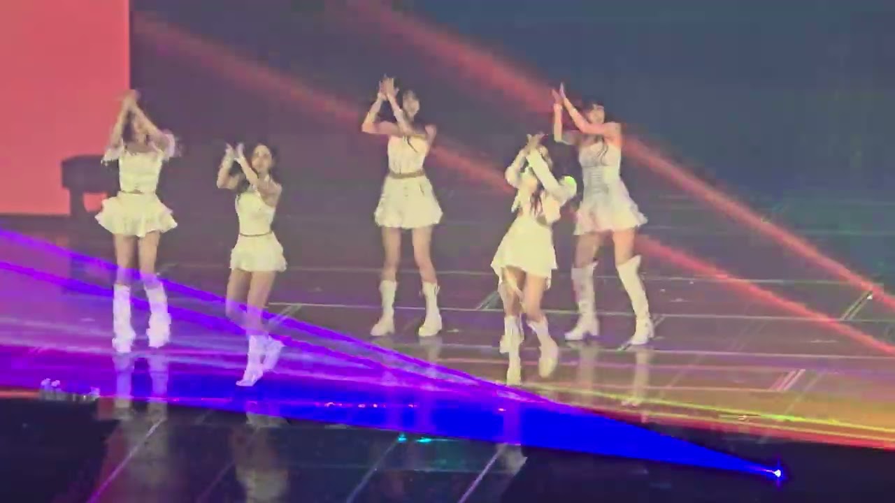 @iu-ive 20260131 REBELUTIONAL - 2025-26 fromis_9 WORLD TOUR ENCORE [NOW TOMORROW.]