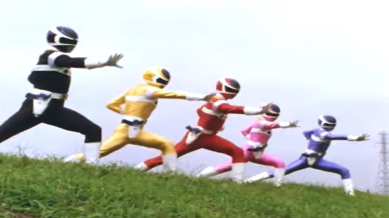 Carlos Joue Les Grands Frères | In Space | Épisode Complet | S06 | E32 | Power Rangers en Français