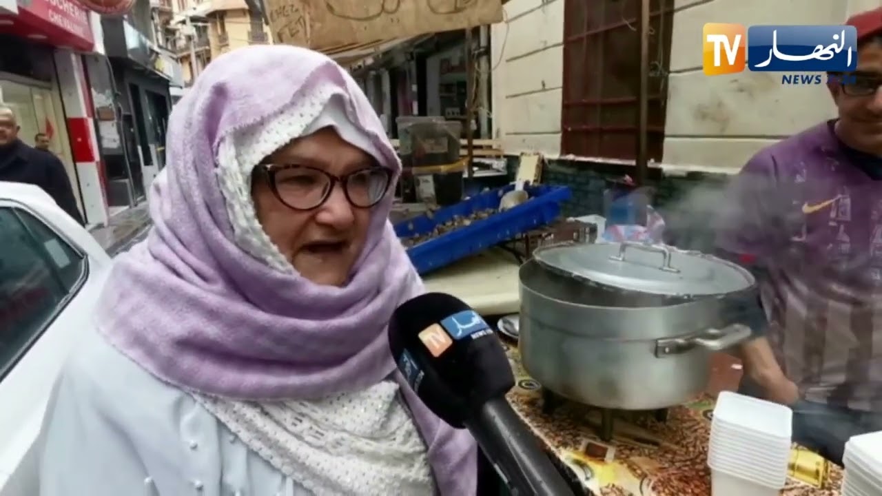 وهران: انتعاش تجارة الحلزون .. الأكلة التقليدية الشتوية المفضلة
