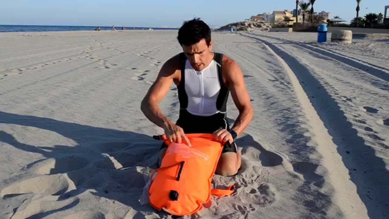Review Boya estanca ZONE3 en Español TRIATLON CLUB