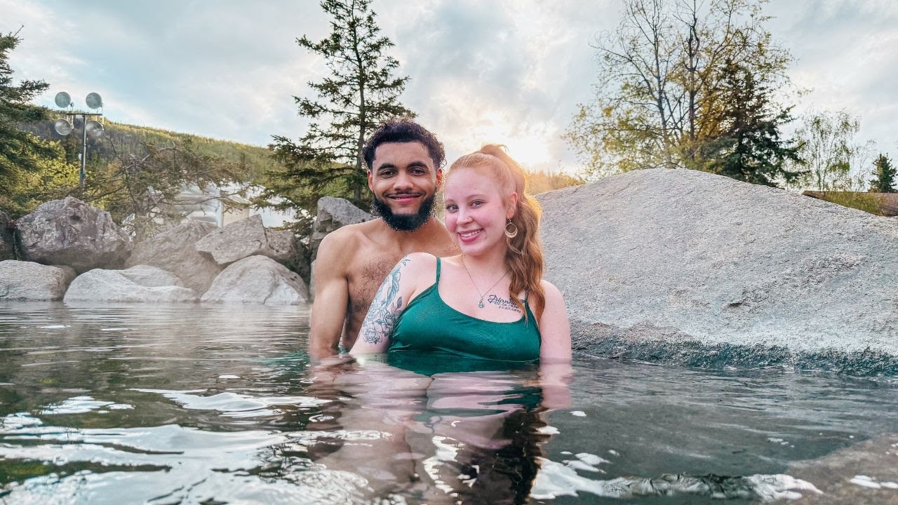 Mini family VACAY! Travel with ME to North Pole, ALASKA!