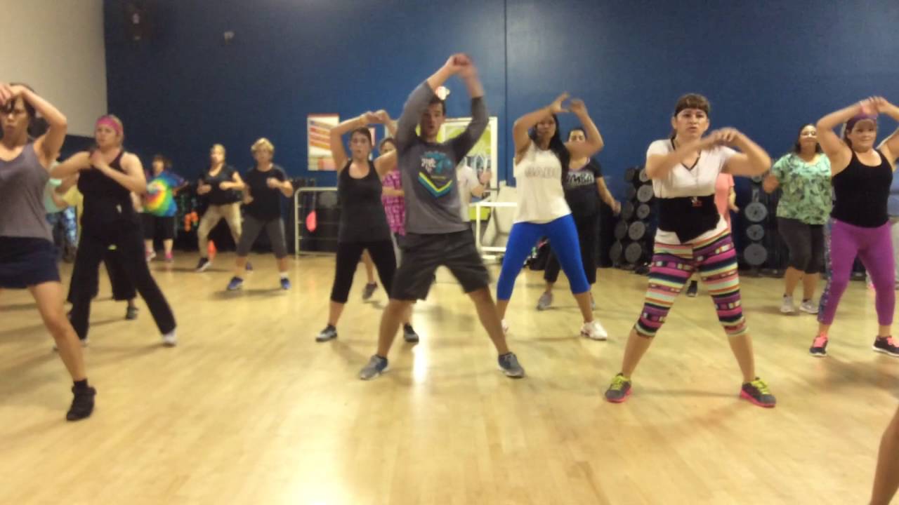 La Duena Del Swing: Dance Fitness with Andrew