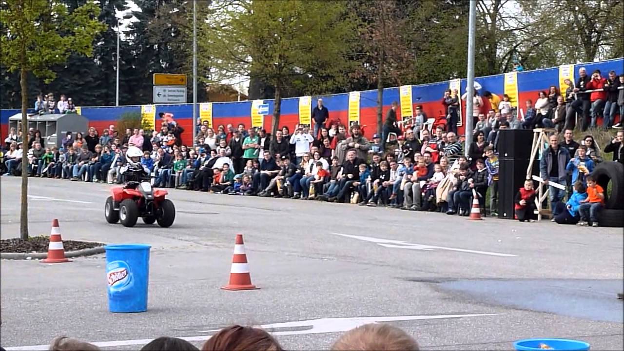 Stuntshow Roselly